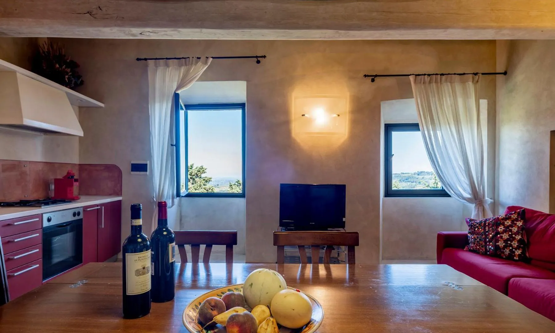 Tuscan Tempo Cozy Medieval Apt In Chianti Barberino di Val dʼElsa 0*,
