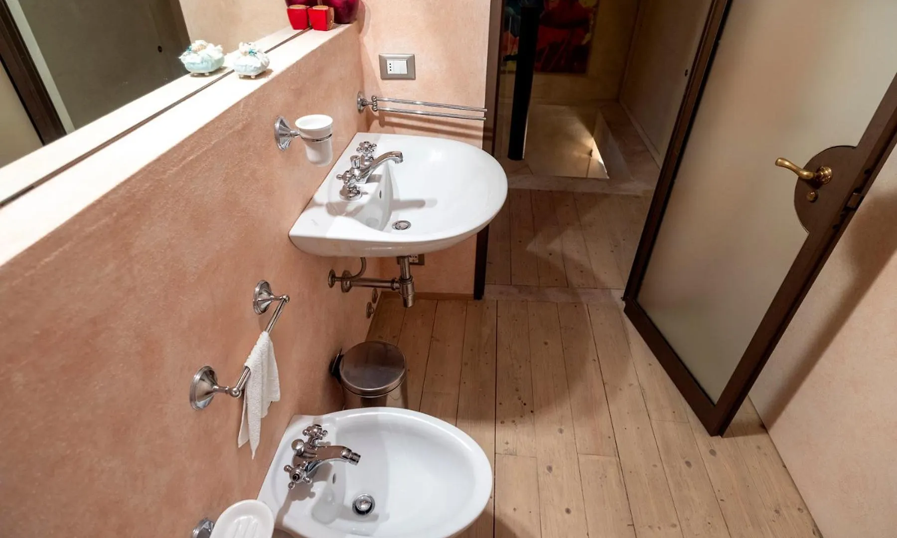 Apartament Tuscan Tempo Cozy Medieval Apt In Chianti Barberino di Val dʼElsa Włochy